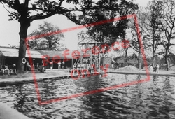 Swimming Pool 1931, Aldershot