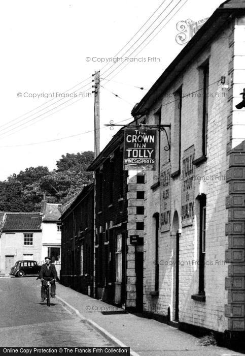 Photo of Alderton, Crown Inn, The Street c.1955