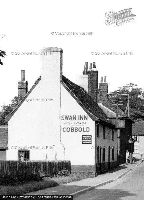 Photo of Alderton, Swan Inn, The Street c.1950