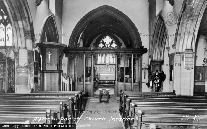 Photo of Alfreton, St Martin's Church, Interior c.1965