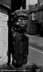 Figure Head Outside Star Inn c.1955, Alfriston