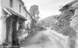 The Village 1931, Allerford