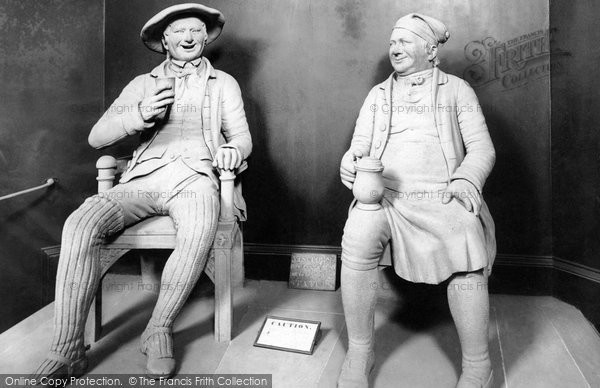 Photo of Alloway, Statues Of Tam O'shanter And Souter Johnnie 1897