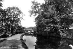On The Canal 1893, Allt-Yr-Yn