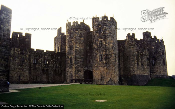 Photo of Alnwick, Castle 1986