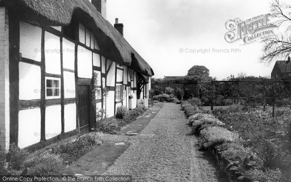 Photo of Alrewas, Thatched Cottage c1965