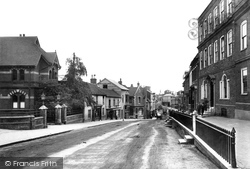 Crown Hill 1898, Alton