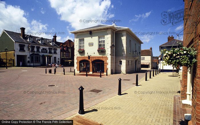 Photo of Alton, Market Square And Town Hall c.1990
