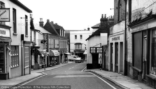 Photo of Alton, Market Street c.1965