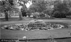 Lily Pond, Stamford Park c.1960, Altrincham