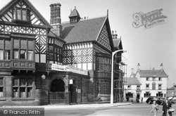 The Old Bank c.1955, Altrincham