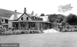 Royal Needles Hotel c.1960, Alum Bay