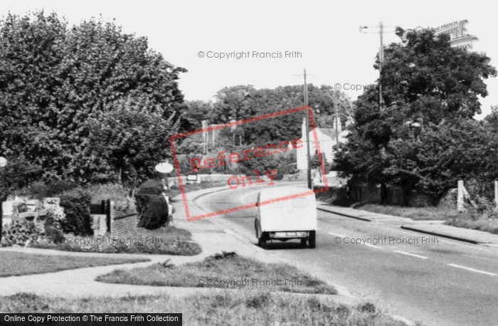 Photo of Alveston, Thornbury Road c.1960