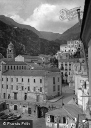 1939, Amalfi