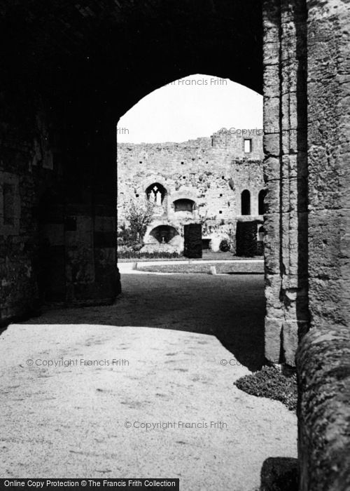 Photo of Amberley, Castle 1950