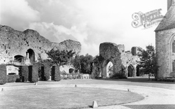 Castle Grounds c.1960, Amberley
