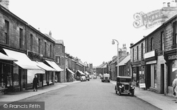 Queen Street 1955, Amble