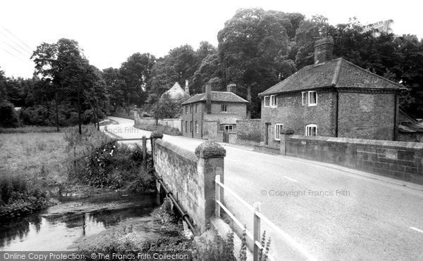 Photo of Amesbury, Countess Road c.1955