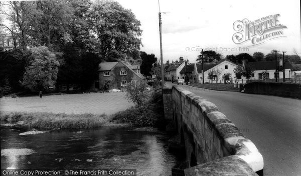 Photo of Amesbury, Queensberry Bridge c.1965