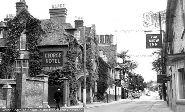 Photo of Amesbury, The George Hotel c.1955