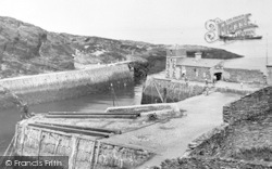The Port c.1960, Amlwch