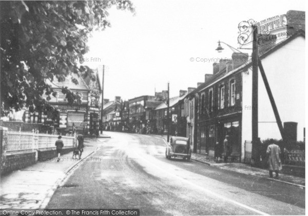 Photo of Ammanford, College Road c.1950