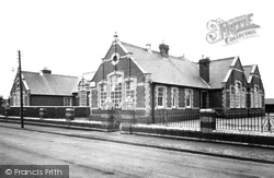Parcyrhun School c.1955, Ammanford