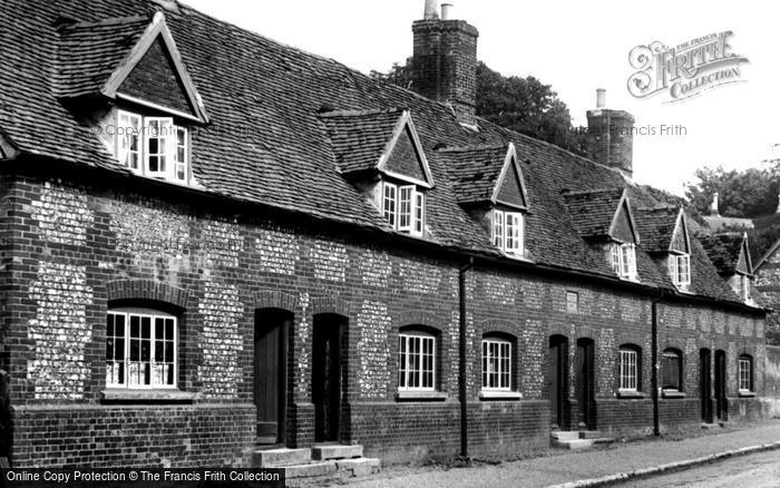Photo of Andover, Almshouses 904