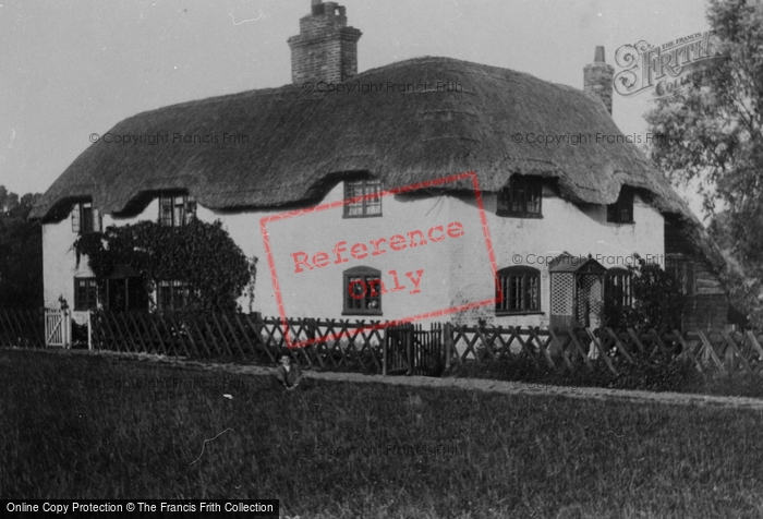 Photo of Andover, Mead Hedges Cottage 1906
