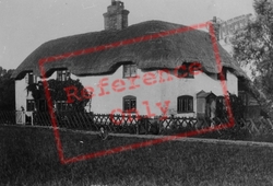 Mead Hedges Cottage 1906, Andover