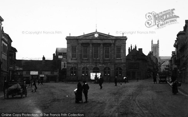 Photo of Andover, The Town Hall c.1910