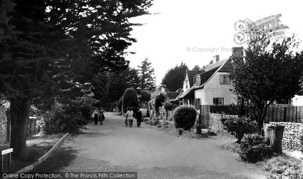 Photo of Angmering On Sea, Willowhayne Avenue c.1955