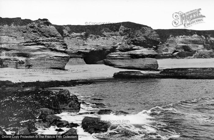 Photo of Arbroath, The Mason's Cove c.1939