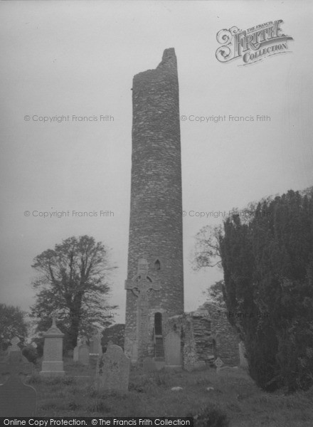 Photo of Ardee, Monasterboice Round Tower 1957