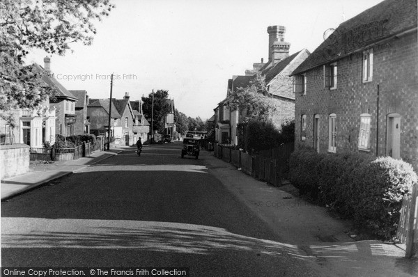 Photo of Ardingly, High Street c.1950