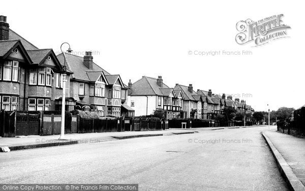 Photo of Ardleigh Green, Squirrels Heath Lane c.1955