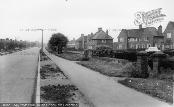 Photo of Armthorpe, Doncaster Road c.1965