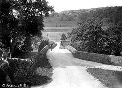 The Bridge c.1900, Arncliffe