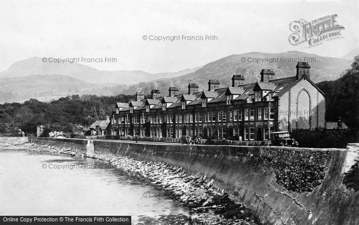 Photo of Arthog, The Crescent c.1935