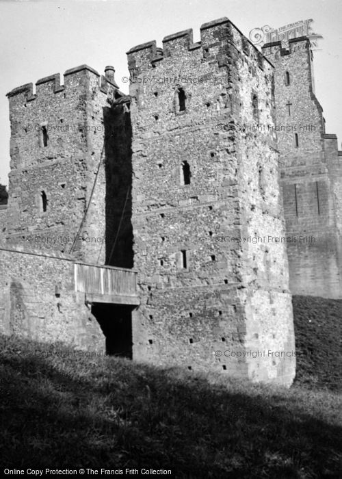 Photo of Arundel, Castle 1950
