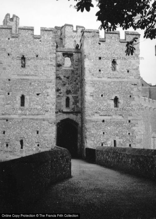Photo of Arundel, Castle 1952