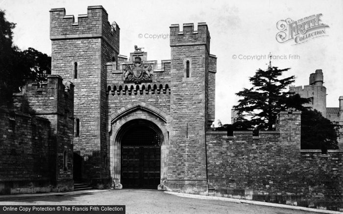 Photo of Arundel, Castle Entrance 1908