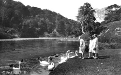 Swanbourne Lake 1930, Arundel