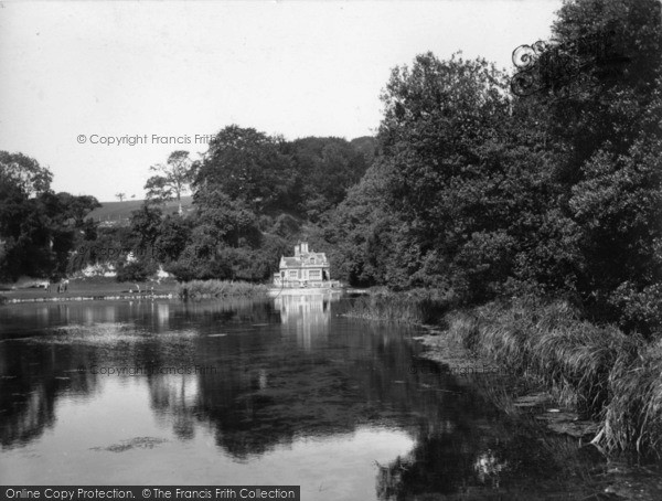 Photo of Arundel, Swanbourne Lake 1930