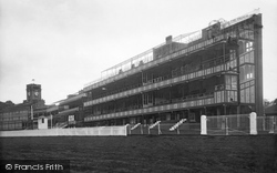 Racecourse Grandstand 1934, Ascot