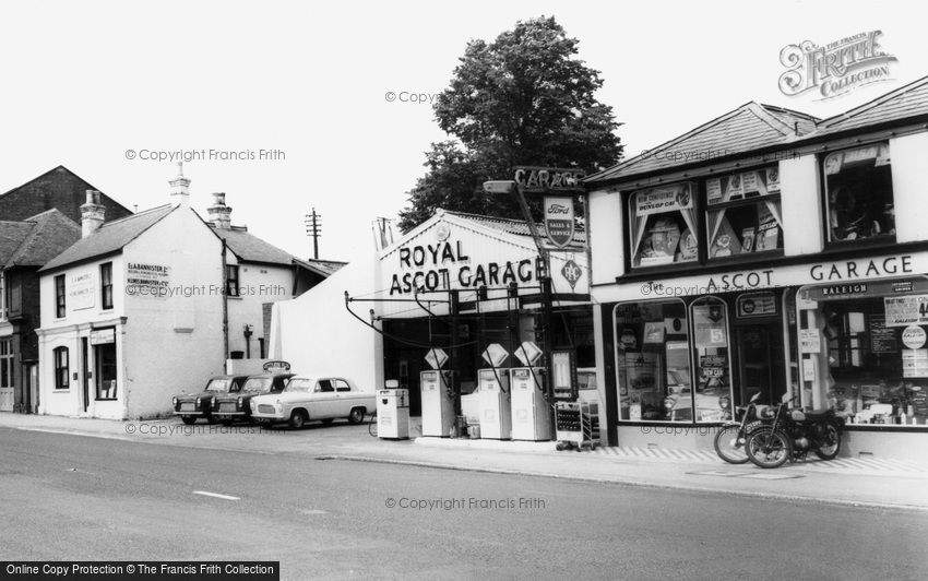 Ascot, Royal Ascot Garage c1960