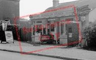 Post Office 1956, Ash