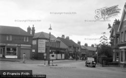 Shawfield Road 1955, Ash