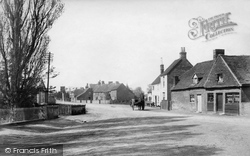 The Village 1905, Ash
