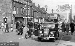 Busy Street c.1955, Ashby